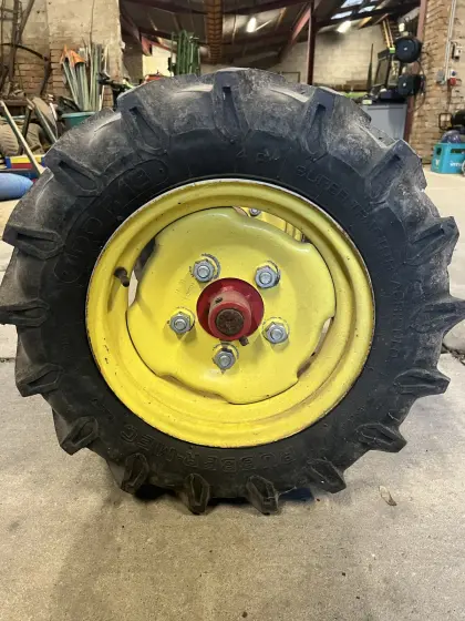 4 Reifen inkl. Felgen 155 R13