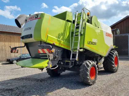 Mähdrescher Claas Lexion 620