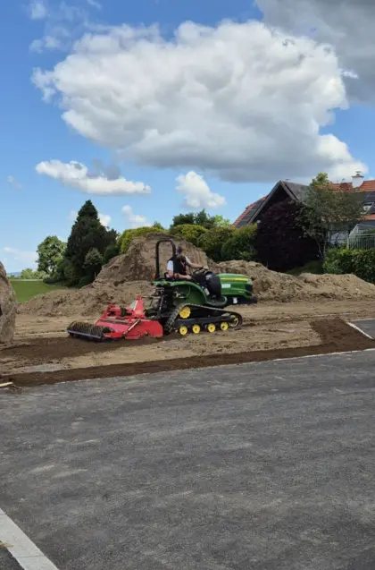 Rasen fräsen, Umkehrfräse, Boden fräsen