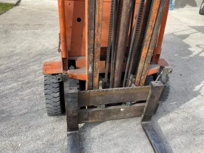 Gabelstapler zu verkaufen