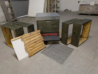 Pinkafeld, Imkerset Dadant Blatt 12