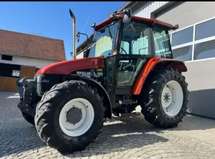 New Holland L65