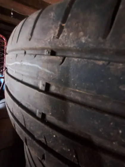 Verkaufe Sommerreifen mit Felge