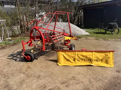 Pöttinger Kreiselschwader TOP 340