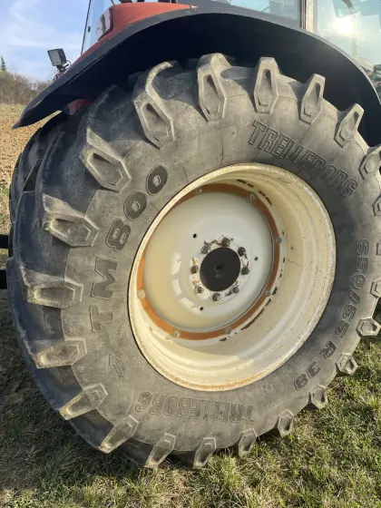 Hinterreifen New Holland