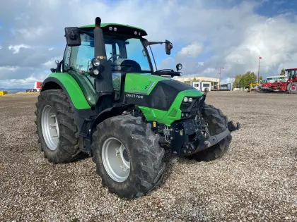 DEUTZ Agrotron 6150.4 Landwirtschaftstraktor