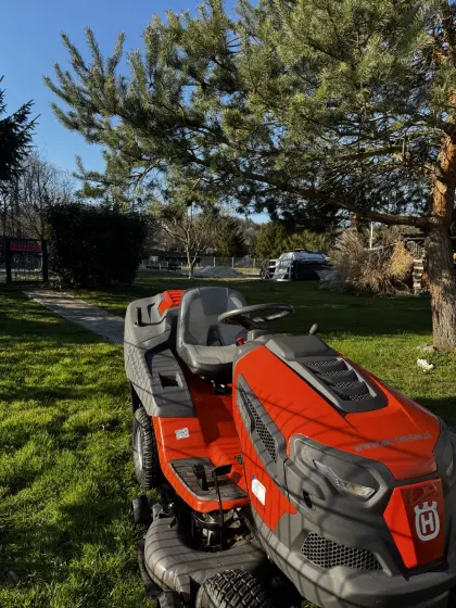 Husqvarna Rasentraktor TC 242