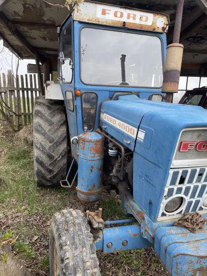 Ford 4000-8