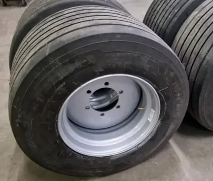 Suche 445/45-19,5 auf 6-Loch Felgen