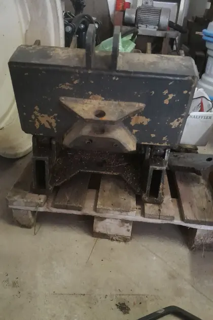 Frontzapfwelle und Fronthydraulik