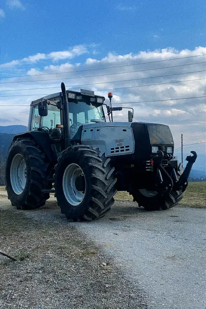 Valtra 8350 HiTech