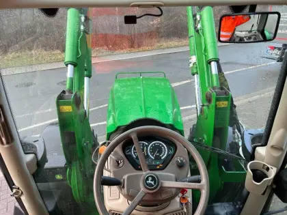 John Deere 6115 R + H340 Frontlader