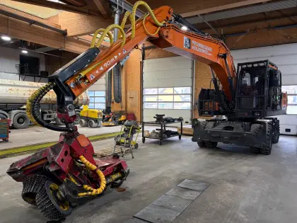 Doosan DX210W-7 Prozessorbagger mit Woody Harvesterkopf