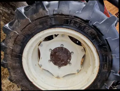 Michelin Reifen 12.4 R24 320/85 R24