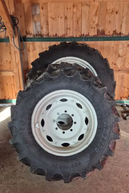 Kompletträder Lindner Traktor