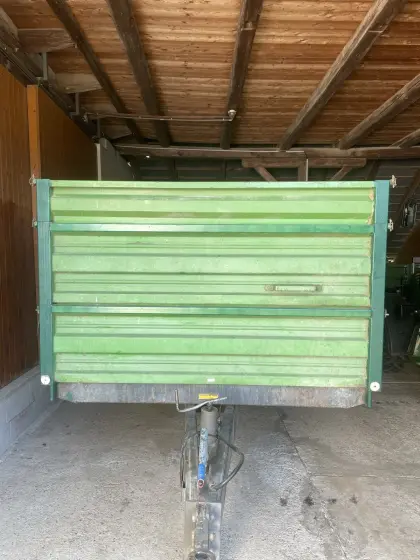 Kipper zu verkaufen.