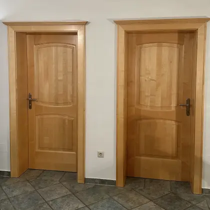 Türen, Zarge massiv vom Tischler - TOP Zustand