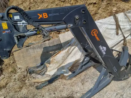 NAKLADAČ HAUER XB 110