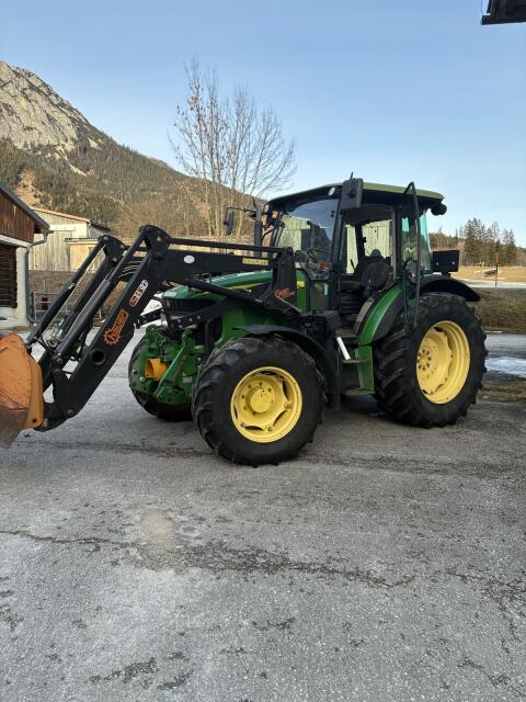 John Deere 5820 Premium mit Frontlader