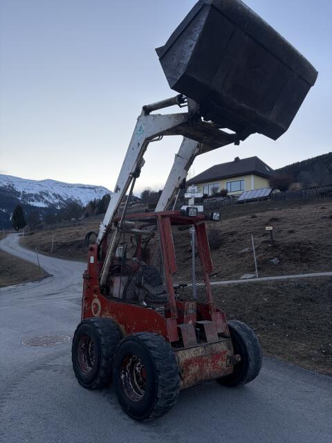 Kompaktlader Hydra Mac
