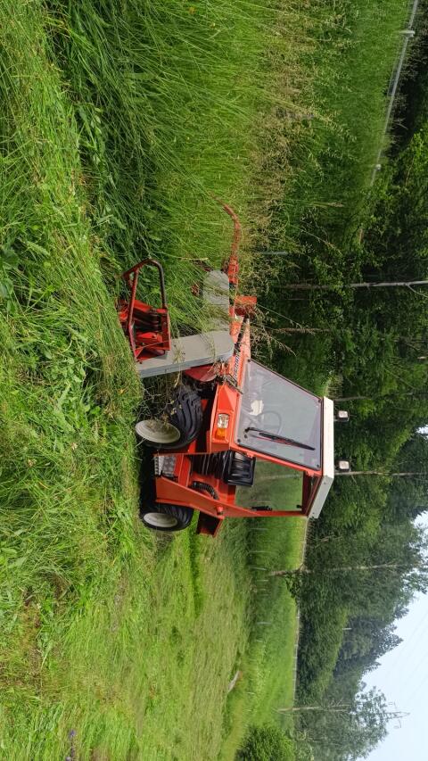 Bucher TM850 umbau hydro mit Bandrechen und mehwerk