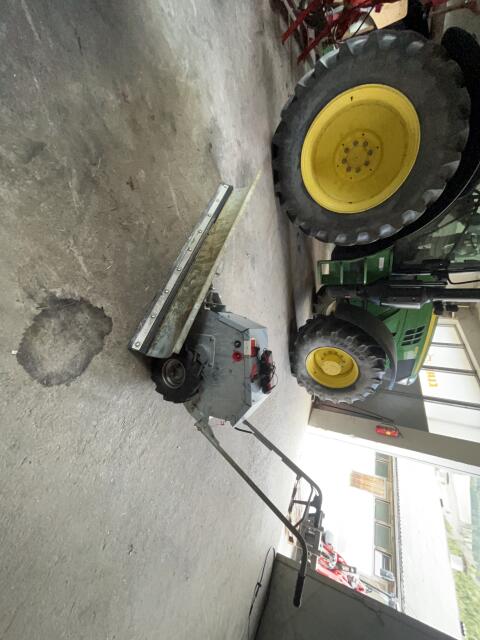 Futter-, Spaltenschieber Akku