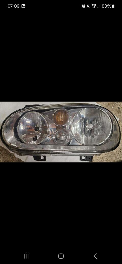VW Golf 4 Scheinwerfer li.