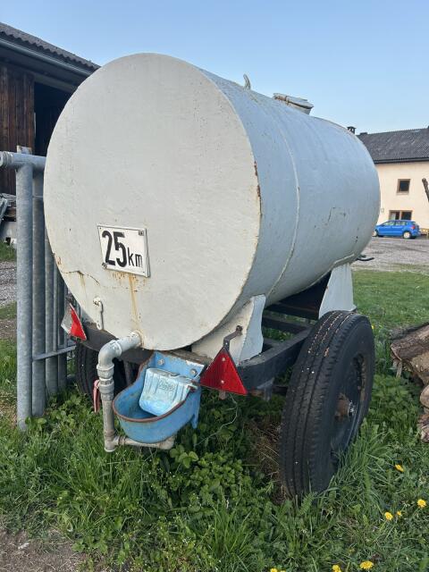 Wasserfass zu verkaufen