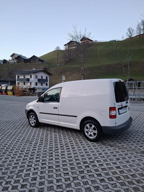 VW Caddy