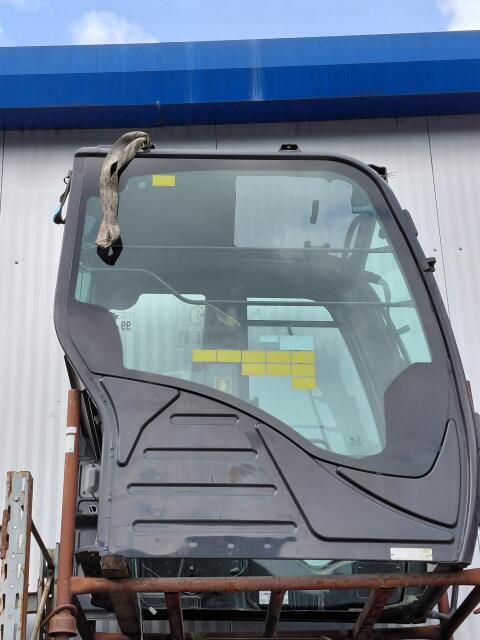 Kabine Hitachi 135