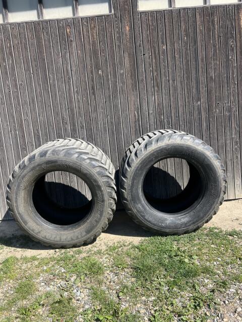 Reifen 550/45R22,5