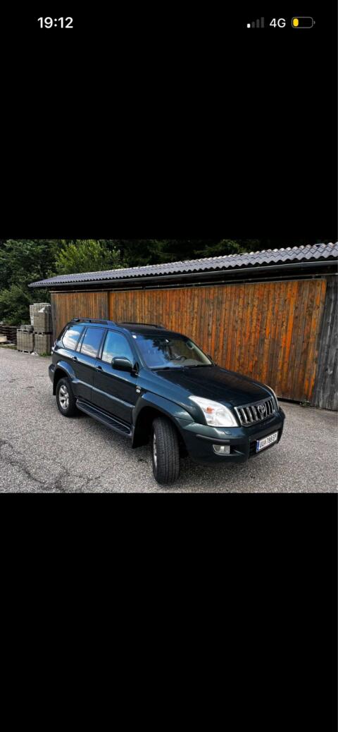 Toyota Landcruiser J12