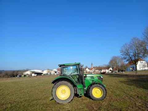 John Deere 6125R