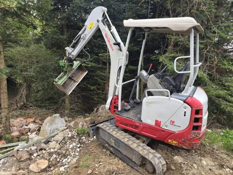 Takeuchi TB216