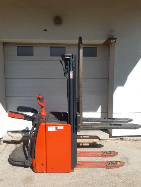Hochhubwagen Linde Stapler L14