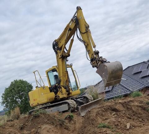 Takeuchi TB175 mit Powertilt und Verstellausleger