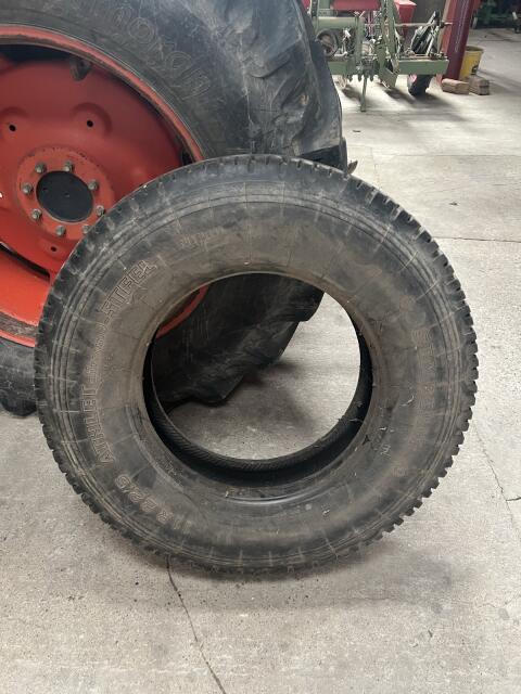 Semperit Reifen 11R22,5