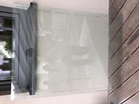 Sicherheitsglas - Glasscheibe