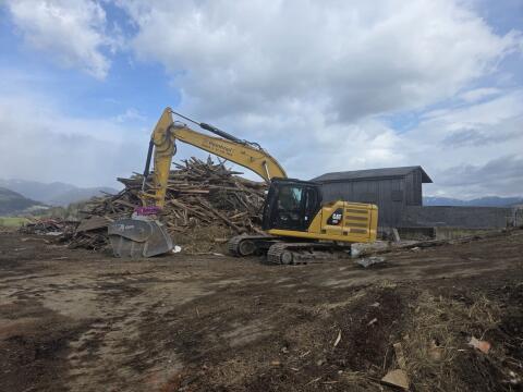 CAT 320