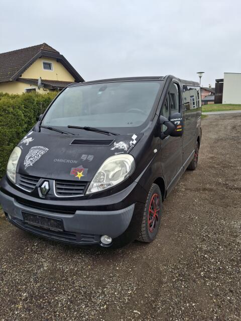 Renault Trafic 9-Sitzer