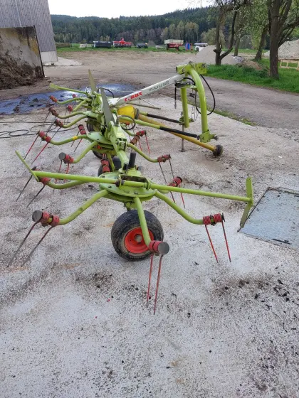 Claas Volto 52