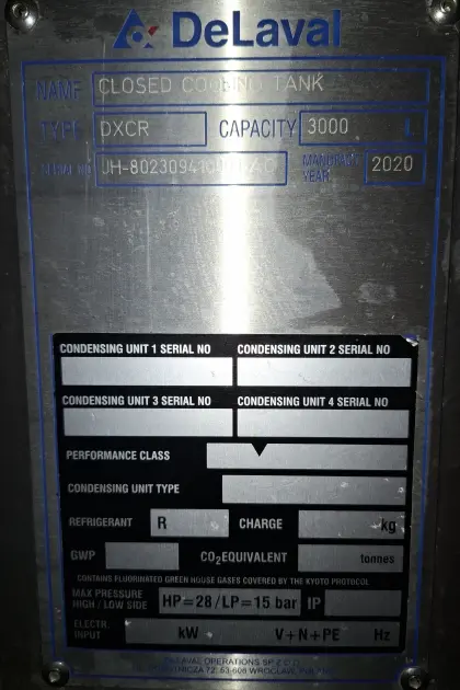 Milchtank mit Waschautomat