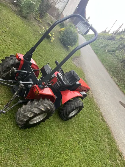 Antonio Carraro 3800 HST