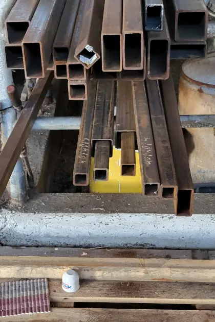 Formrohr und Flacheisen