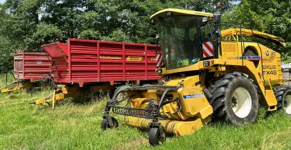 NEW HOLLAND FX 38 und Schuitemaker SIWA