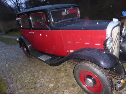 Oldtimer Citroen Rosalie aus 1932 Projekt zum Fertigstellen
