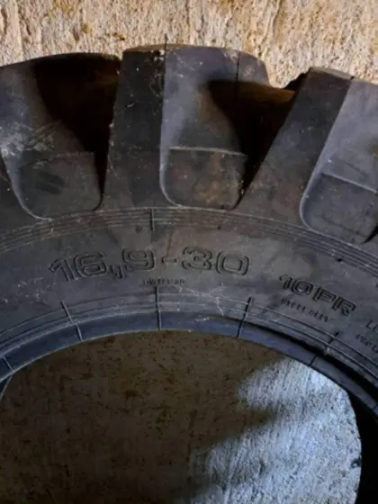 Barum 16,9-30 Traktorreifen