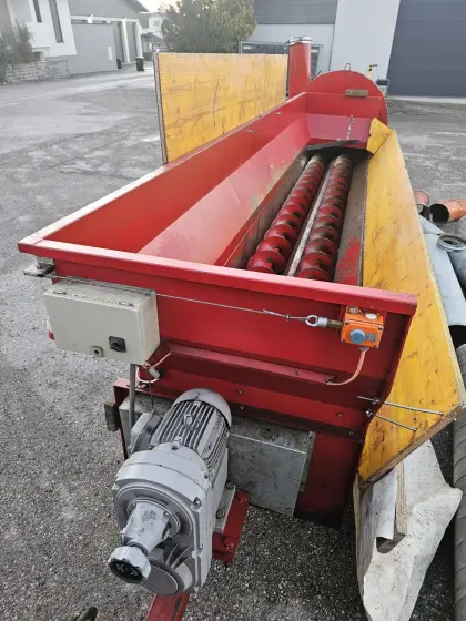 Hochsiloförderer mit Variatorgetriebe