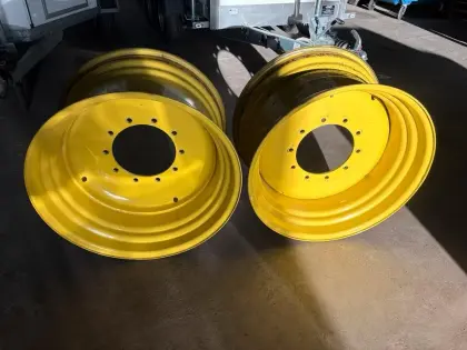Felgen Traktorfelgen 18x30 Schlepperfelgen