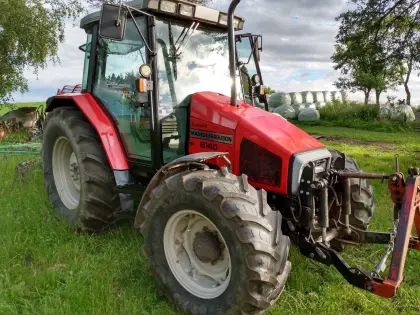 Massey Ferguson 6140
